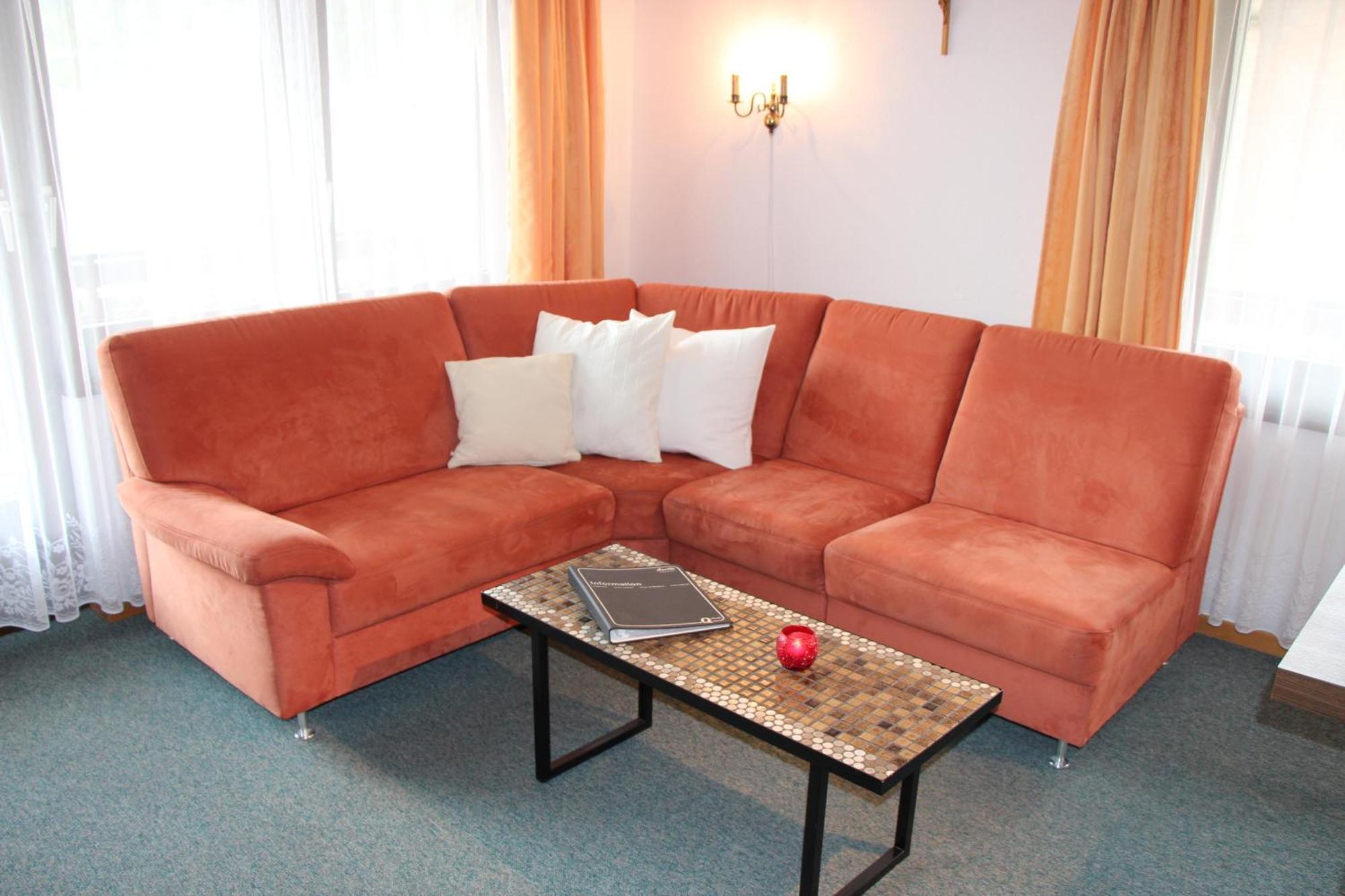 Apartments Bergrose Saas Fee Pokoj fotografie